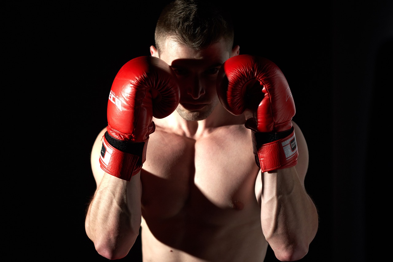 Najlepsze bandaże bokserskie dla Twoich potrzeb treningowych